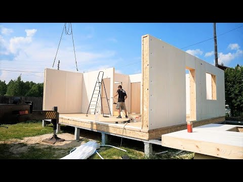 We built a frame house in three days. Step by step construction process